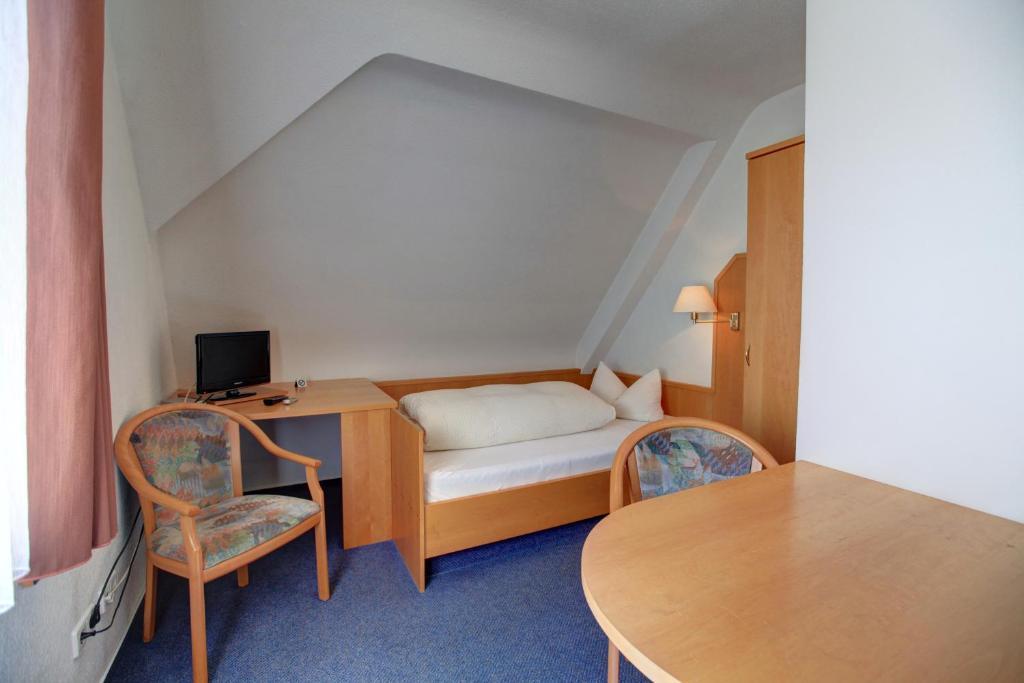 Gasthaus Zum Hirschen Oberrimsingen 部屋 写真